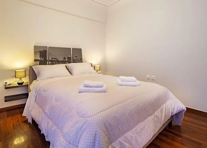 Kleio - Spacious Apartment In Glyfada