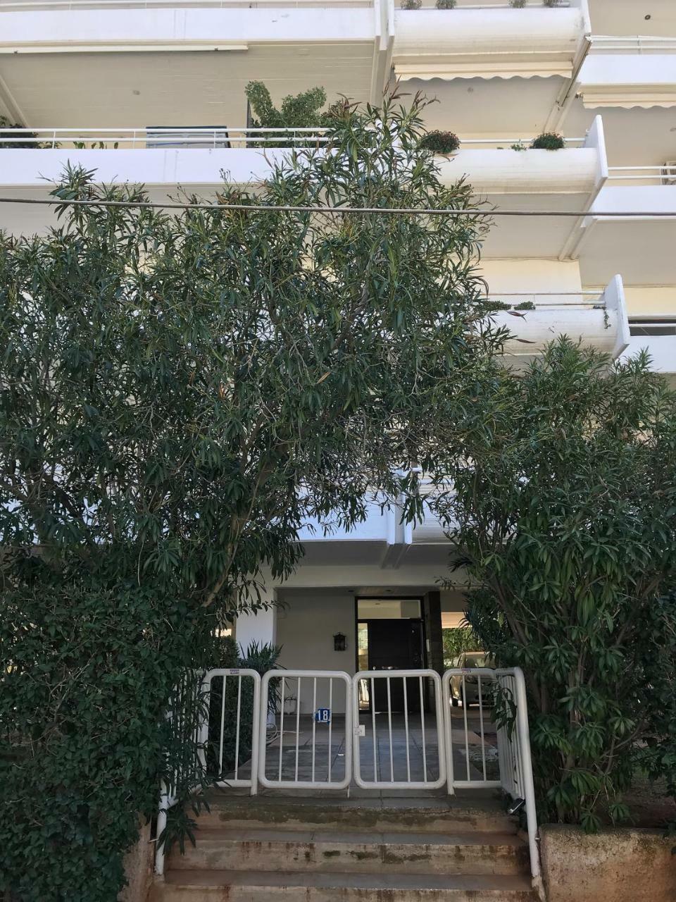 Kleio - Spacious In Glyfada Апартаменты Афины